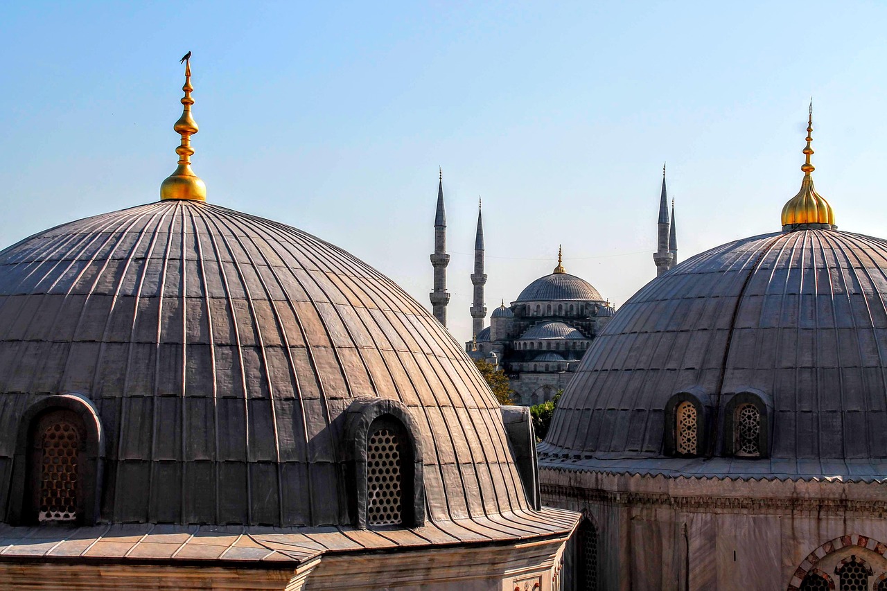 Book flights to Turkey - Hagia Sophia in Istanbul - international airline tickets
